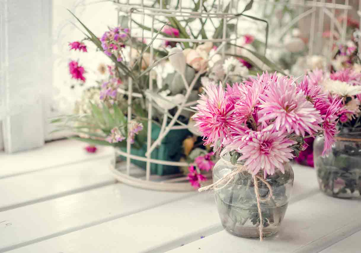 6 Easy Seasonal Decoration Swaps