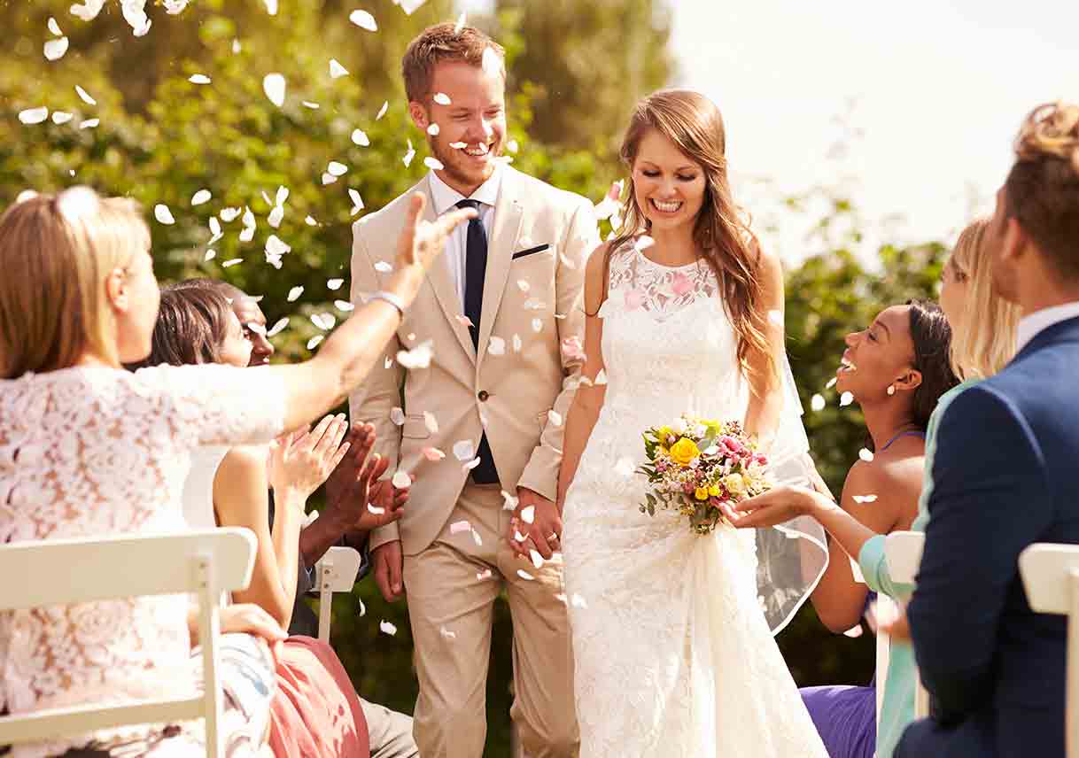 Infographic on a Bride’s Complete Checklist for a Simple Wedding