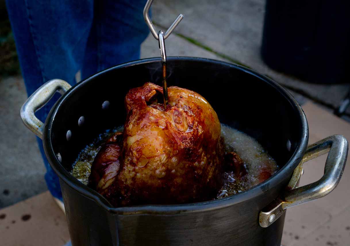 How to Fry a Turkey Without Burning Down Your House Best Pick Reports