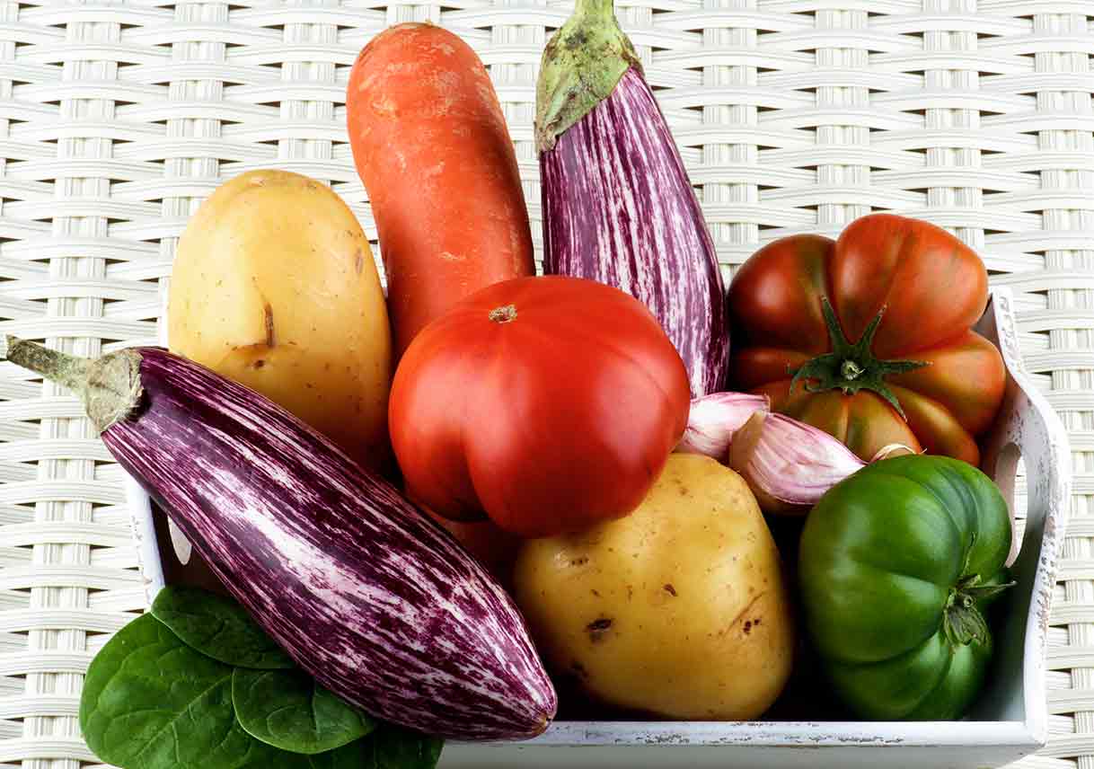 Creative Table Centerpieces for Your Dining Room