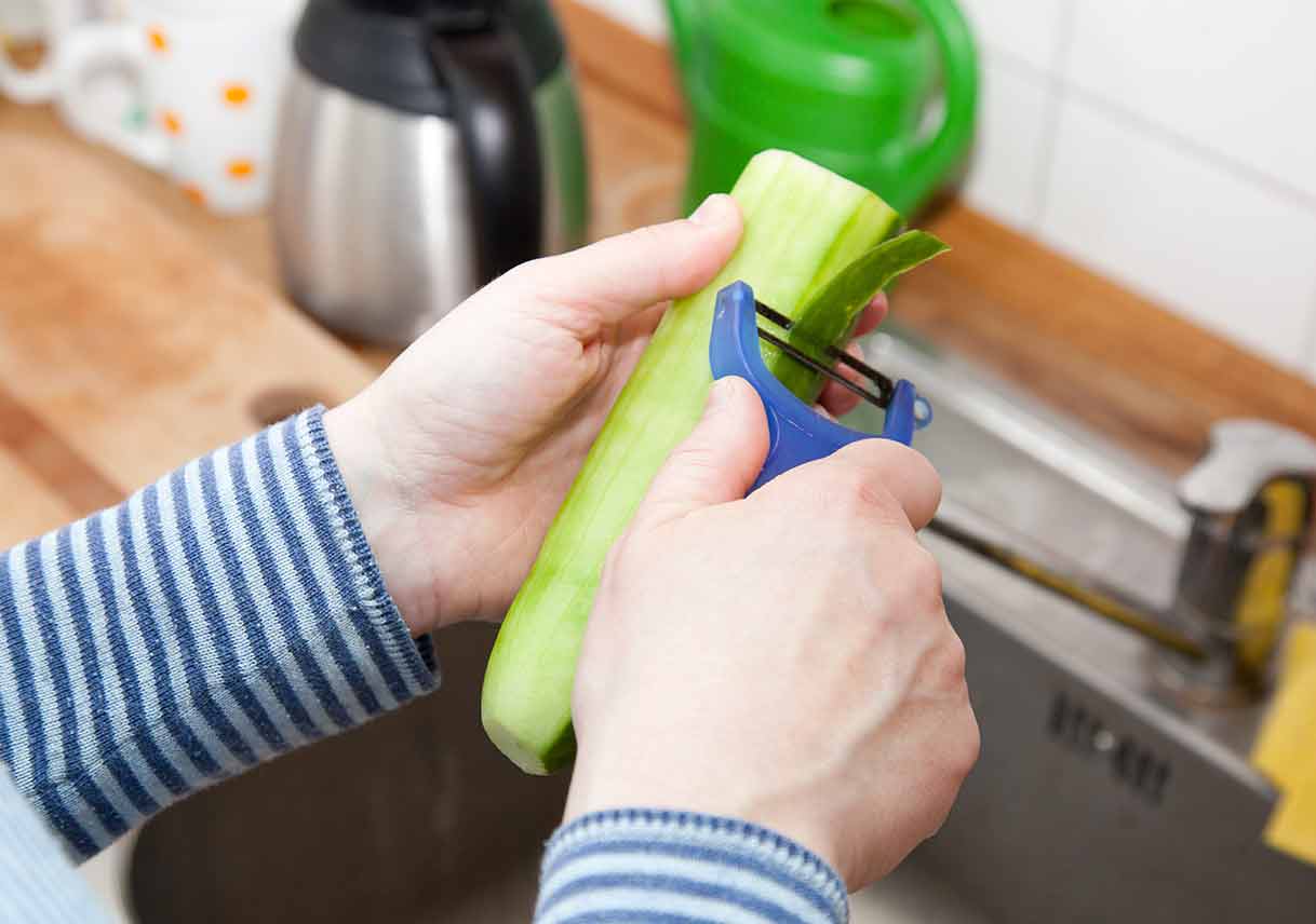 Natural Deterrents for Household Pests with Stinger Pest Solutions