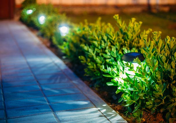 How to Choose Your Perfect Outdoor Landscape Lighting System [Infographic]