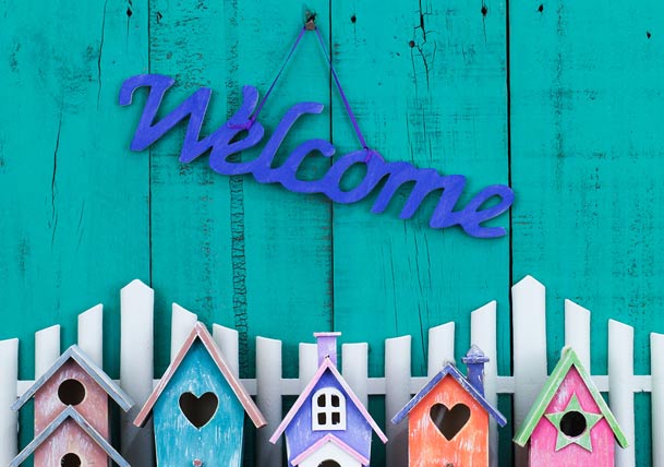 Don’t Keep Out: Make Your Fence Look Welcoming in These 4 Ways