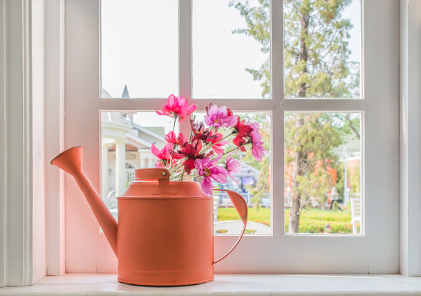 Retractable Screens: Now You See Them, Now You Don’t