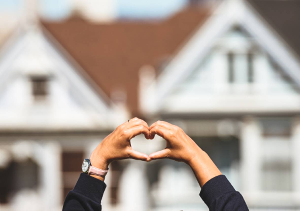 8 Ways to Help a Stranger Fall in Love with Your Home