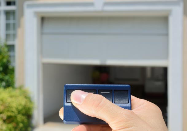 The Ultimate Guide to Choosing a Garage Door (Part 2 of 2)