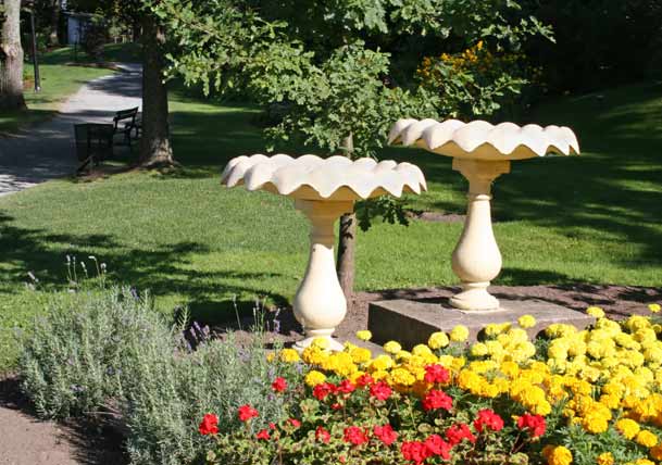 4 Key Elements That Will Take Your Yard from Sham to Glam